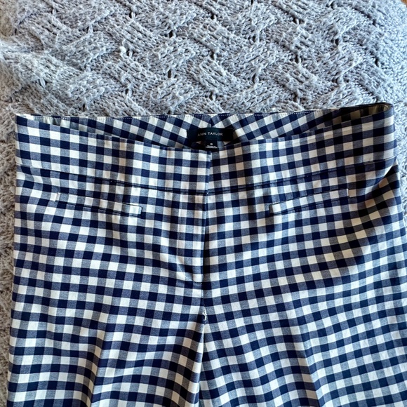 Ann Taylor Pant - Picture 3 of 8